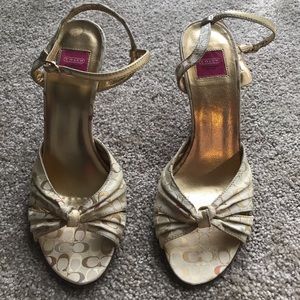 Coach heels (size 7 1/2)